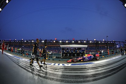 Red Bull: Japánban már minden visszatér a régi kerékvágásba! Érthetetlen, ami a Mercedessel történt...