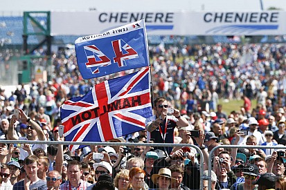 A Brit Nagydíj is veszélybe kerülhet!