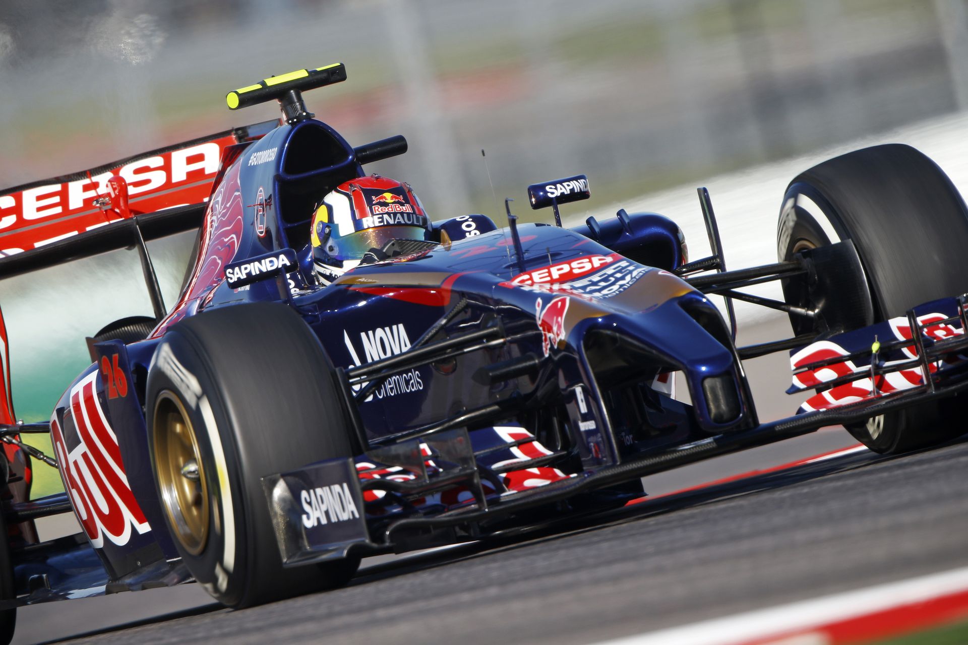 Röviden: 10 helyes rajtbüntetés kap Daniil Kvyat, a Toro Rosso versenyzője