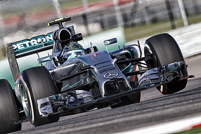 Rosberg nyitott az élen Hamilton és Kvyat előtt Brazíliában! Megszűnt a Marussia, GAME OVER!