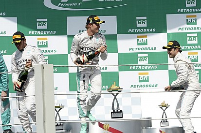 Massa tippje Hamiltonnak és Rosbergnek: költözzetek össze, anyagilag is megéri!
