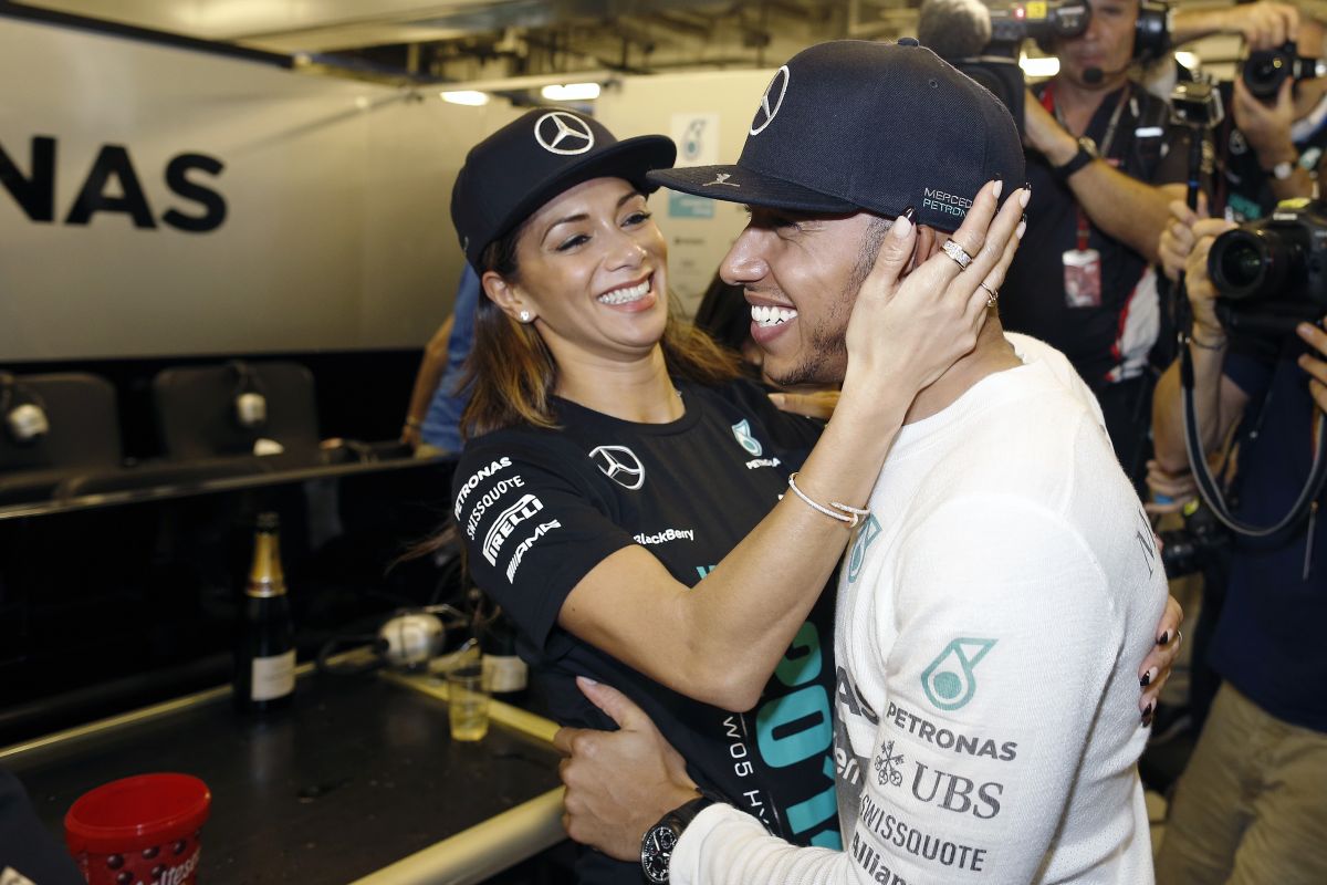Scherzinger helyett Hamilton használja a stúdiót - üléspróba jövő héten a Mercedesnél