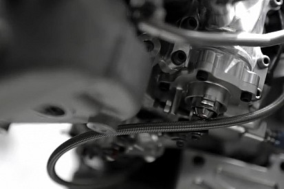 Videón a Honda-motor fejlesztése: ez a V6-os sem fog sikítani
