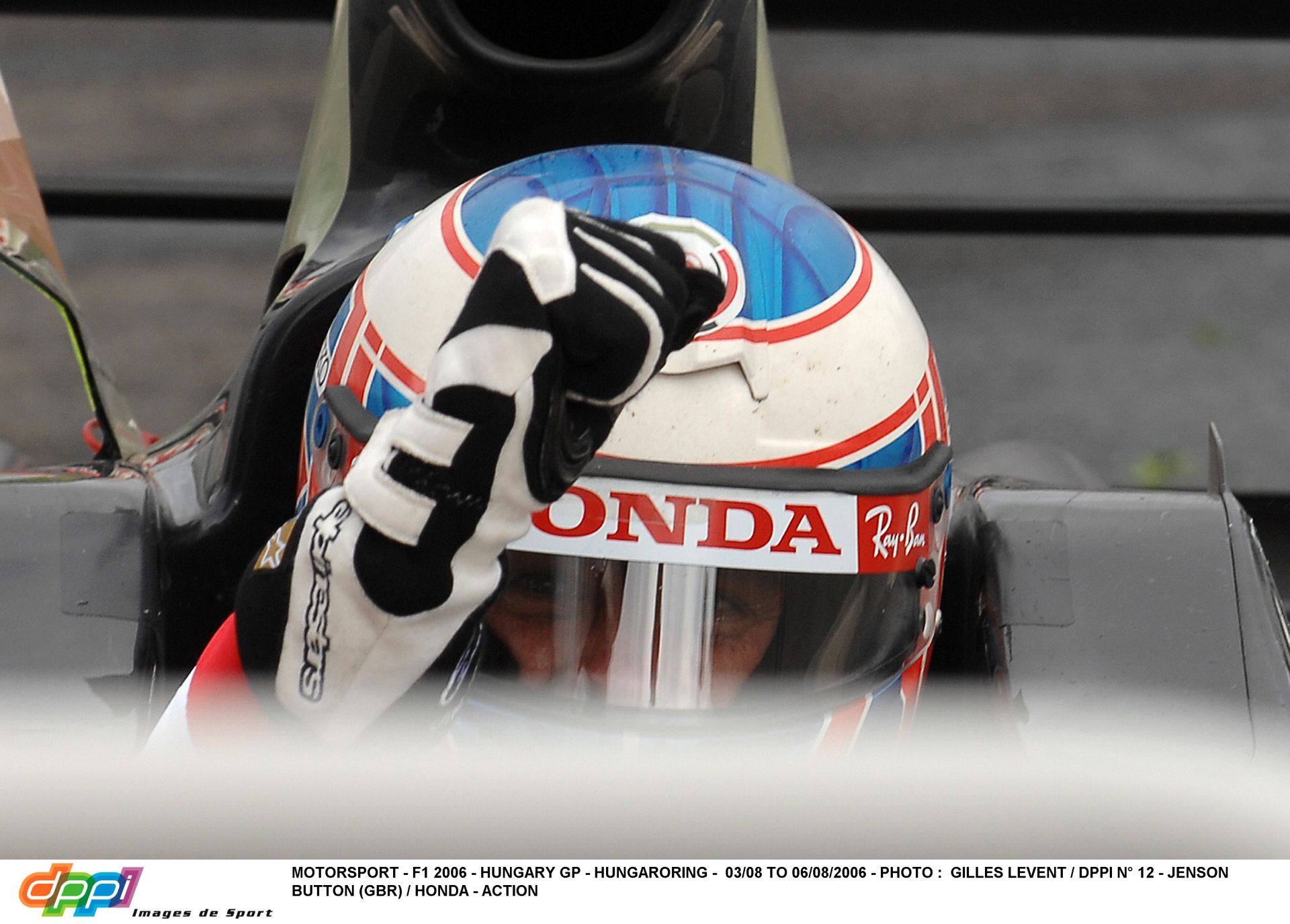 Jenson Button élete első F1-es győzelme, méghozzá a Magyar Nagydíjon