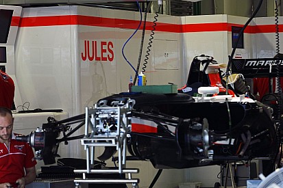 Schumacher épp hogy megmenekült a halálból, de jó úton halad - Bianchi apja minél előbb jó hírt közölne