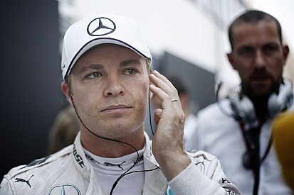 Rosberg beröffenti a dugattyúkat: mi történt az időmérőkkel?!