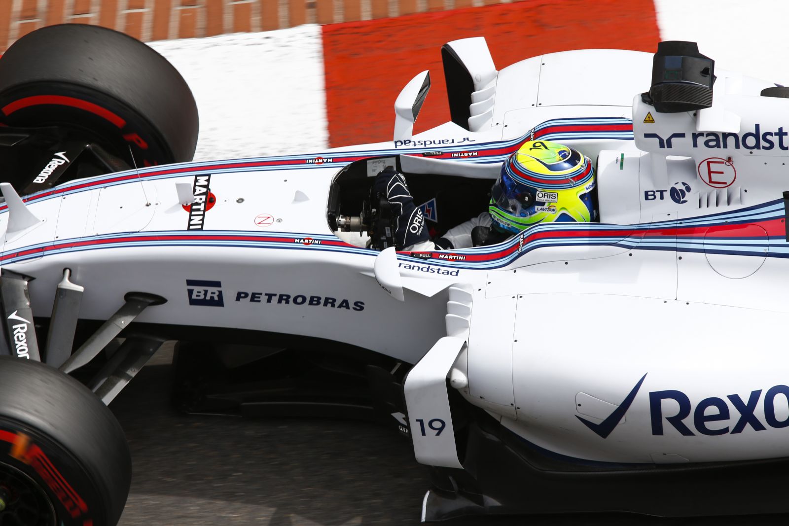 A Williams elkezdhetne közelebb kerülni a Ferrarihoz