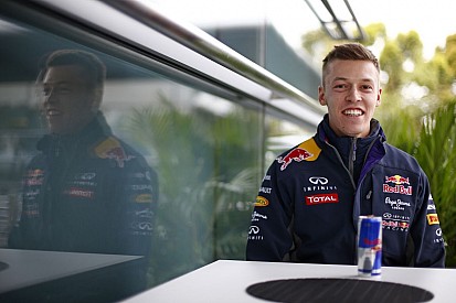 Kvyat: nagyon jó élete van a magyaroknak, mert a pálinka gyümölcs ízű