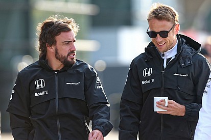 McLaren: Alonso a világ egyik legjobb versenyzője, de Buttont sokan alulbecsülik!