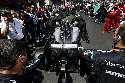Zsinórban hatszor dobogón mindkét Mercedes: erős és megbízható a W06 Hybrid