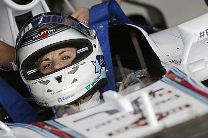 Susie Wolff Hockenheimben: Így vezet egy női pilóta a Forma-1-ben