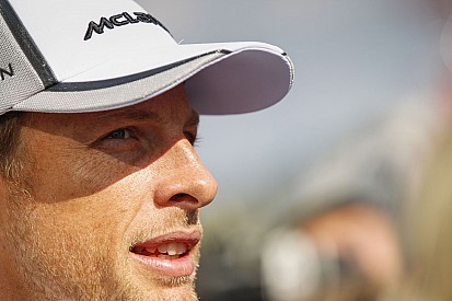 Button: Mercedes? Inkább hagyjuk…