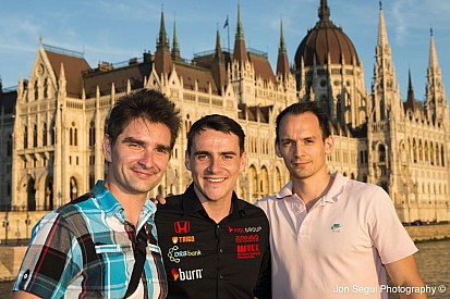 Michelisz Norbi Hamilton győzelmére tippelt a Hungaroringen, és nem bánná, ha leszakadna az ég vasárnap