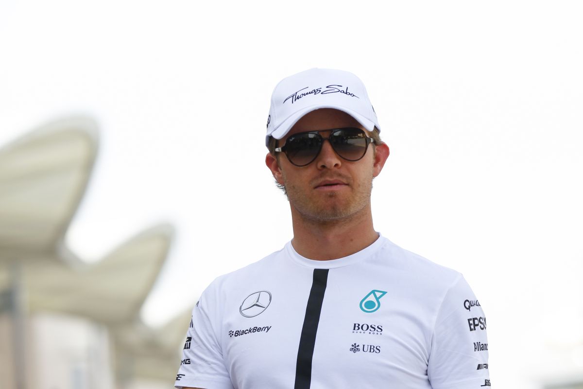 Aggasztó a Ferrari tempója: Rosberg magabiztos, Hamilton tudja, hol a bibi