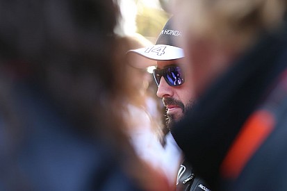 Készülj fel Alonso, mert türelemre és jó idegekre lesz szükséged!