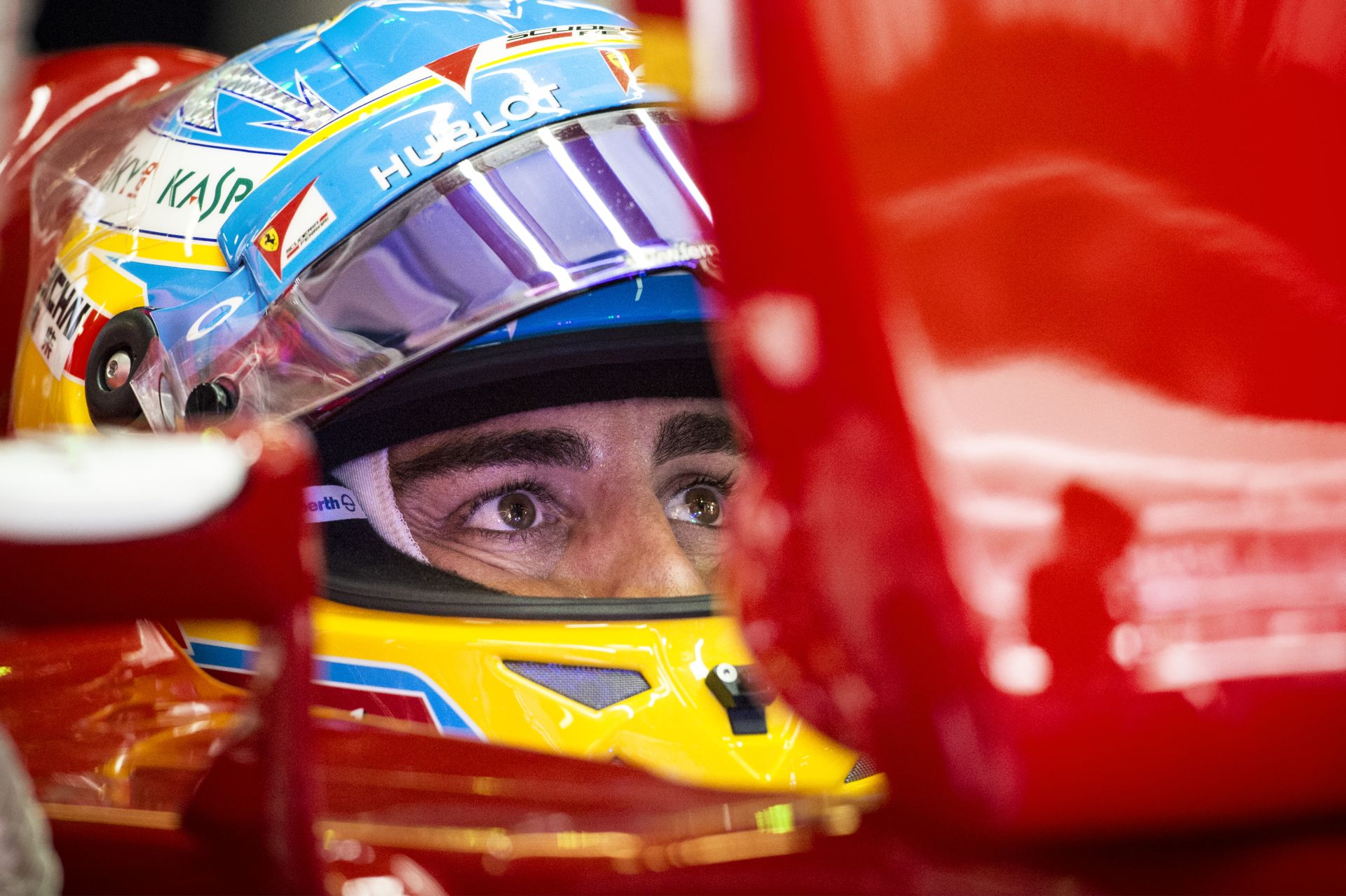 Alonso tudja, hogy nagyon gyenge a Ferrari, de örül annak, hogy Räikkönen előtt van