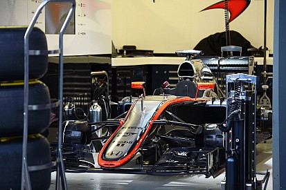 A McLaren rögtön felhasználta az egyik „Jokerét” a 2015-ös szezonban
