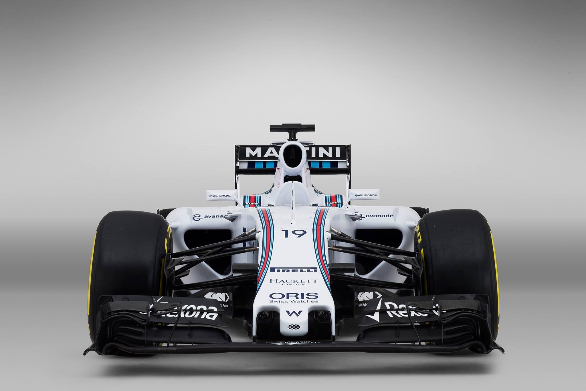 Hivatalos stúdióképek Massa és Bottas új F1-es autójáról