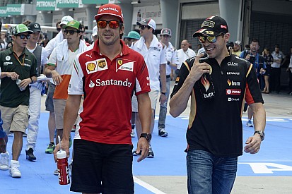 Raikkönen még mindig nem kapta meg a pénzét: Idén sztrájkolhatnak a versenyzők