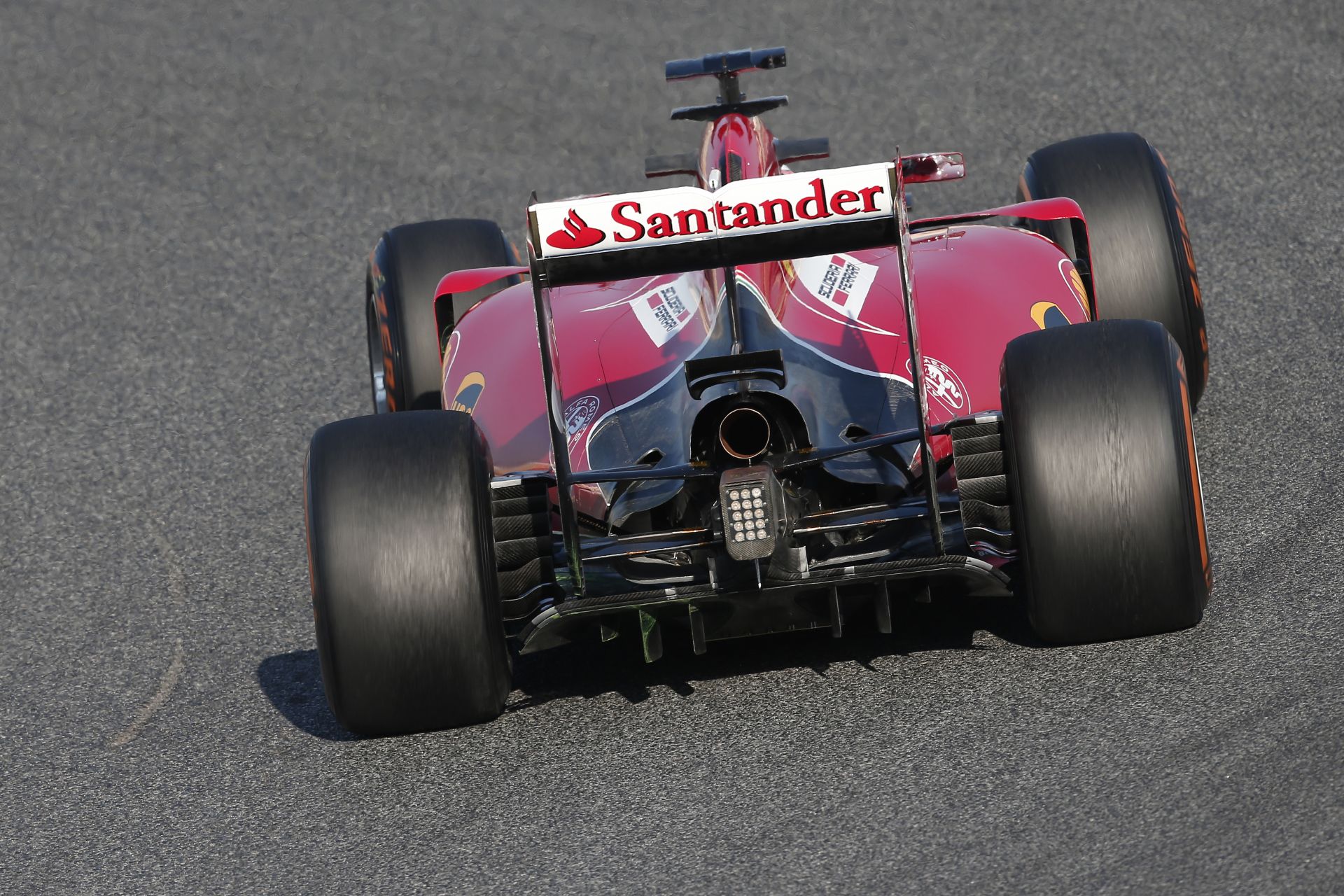 Raikkönen csak dicsérni tudja a Ferrarit, ami ma is remekül működött alatta
