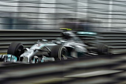 Hamilton nem lépett előre, Rosberg a helyes irányba tart - de mi történt Bahrein után?