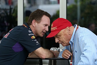 Lauda maga fizetett a békítő tortáért: a Red Bullnál örültek a gesztusnak