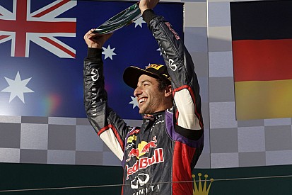 Ricciardo: Fogalmam nincs, hogy mit csinált a Red Bull, de az autó gyors!