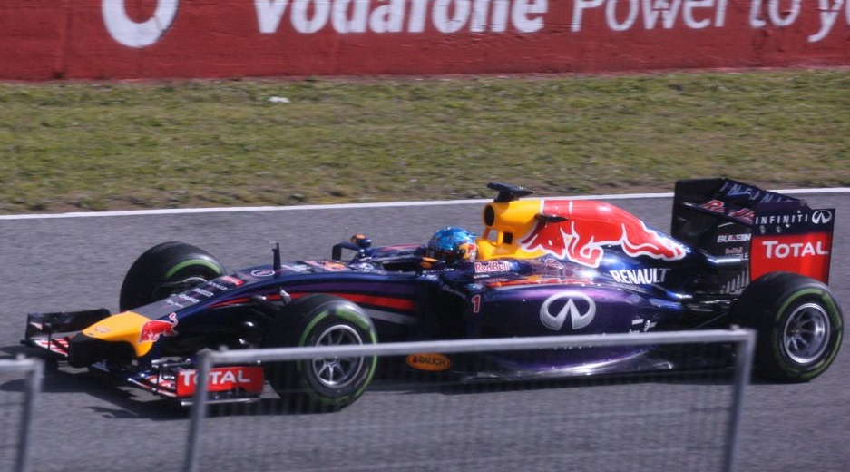 Röviden: A Red Bull két megoldással készült a problémákra