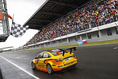 WTCC in Moskau: Zweiter Doppelsieg für Lada – erster Triumph für Nick Catsburg