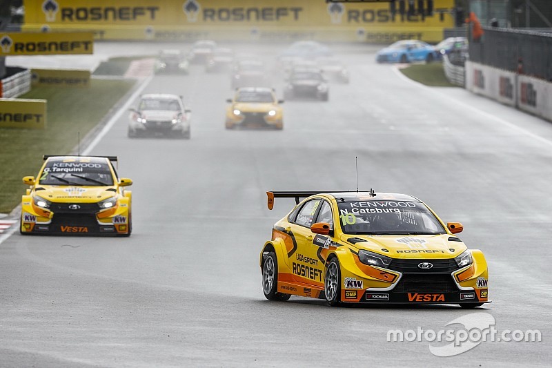 WTCC Moskou: Eerste zege Catsburg, droomweekend voor Lada