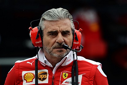 Arrivabene: "Non avremmo finito la gara con un solo pit stop"