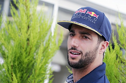Ріккардо задоволений, що його нова угода з Red Bull набула гласності