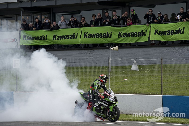 Tom Sykes: Noch zwei Jahre Kawasaki