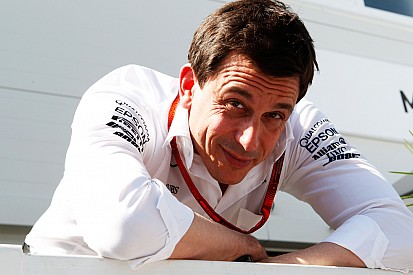 Toto Wolff busca un cambio en las reglas