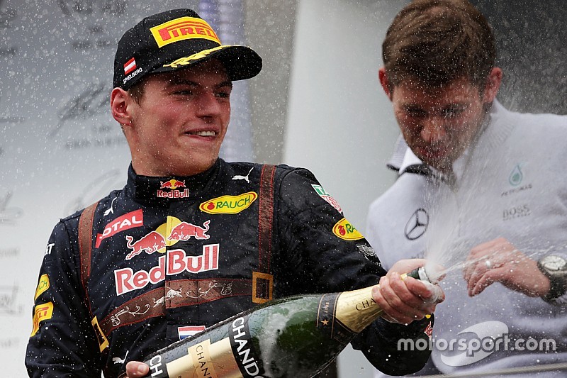 Verstappen per la terza volta