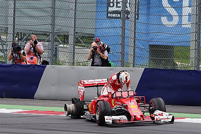 Pirelli: уламки призвели до вибуху шини у Феттеля