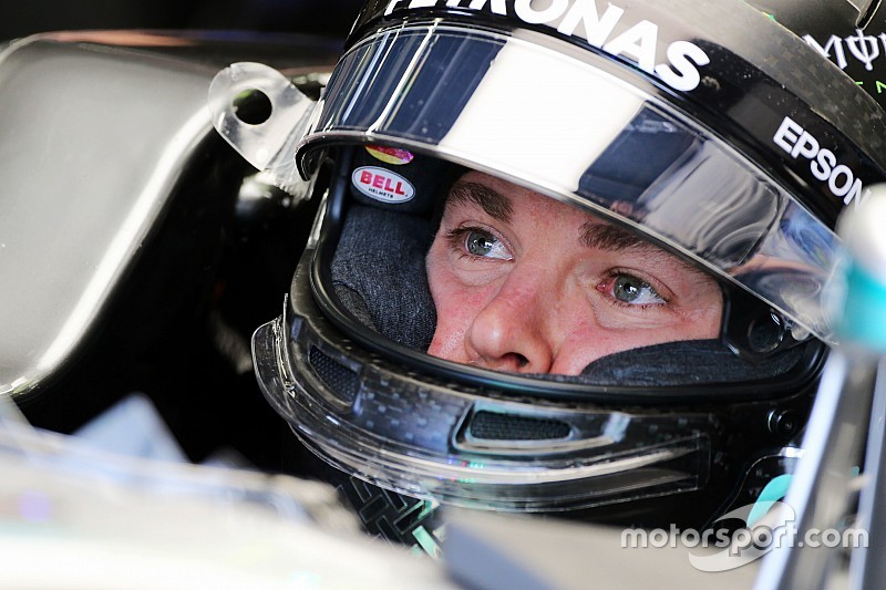 Rosberg non viene punito dai commissari sportivi. Meno male...