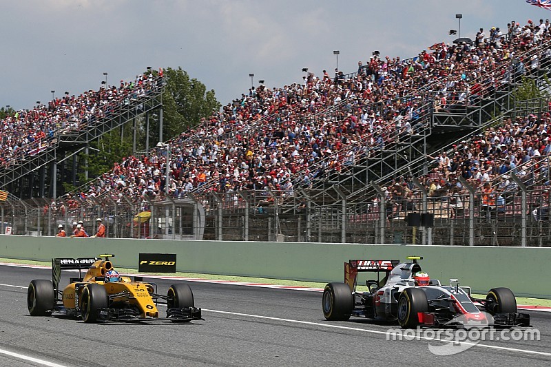 Renault поборется с Haas во второй половине сезона, считает Палмер