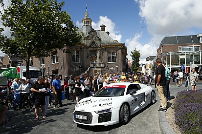 Topshots: Wat deden de DTM-coureurs op donderdag in Zandvoort?