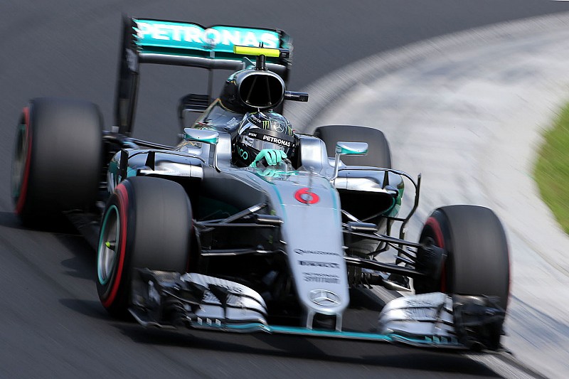 Formel 1 in Hockenheim: Nico Rosberg mit Bestzeit im ersten Freien Training