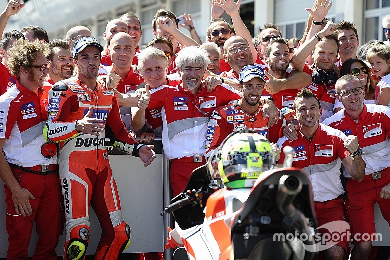 Iannone dolbij, Dovizioso baalt van bandenkeuze