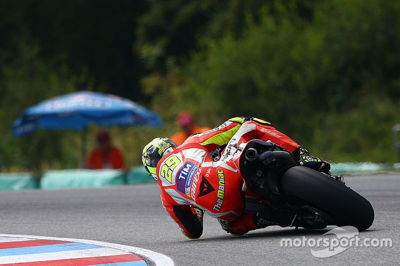Iannone trekt goede lijn door: P1 in eerste training Brno