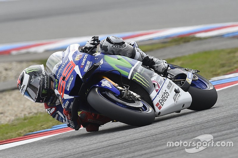 Lorenzo si allena da solo per evitare scontri fortuiti con altri piloti