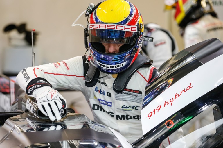 Webber 25 óra alatt 90 percet aludt - látszik is rajta!