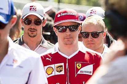 Hoppácska: Minttu végre egy Ferrariban