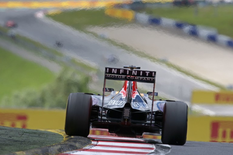 Ez haláli! Ricciardo slot carral mutatja be a Red Bull Ringet