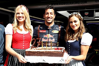 Ennél bénább overált még nem láttál az F1-ben!