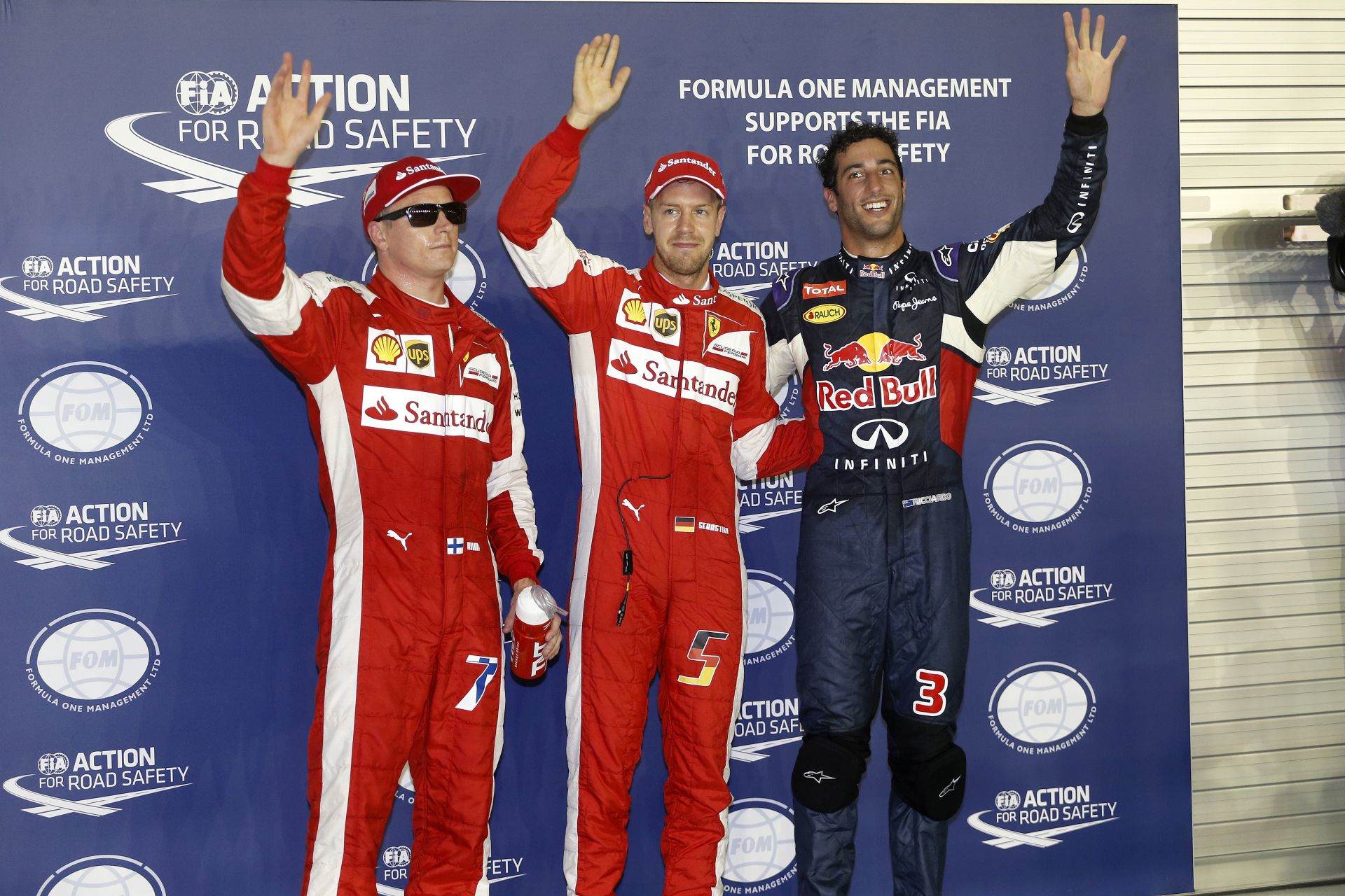 Egy nagyon elkapott pillanat: Minttu, a Nike cipős Robin és Vettel