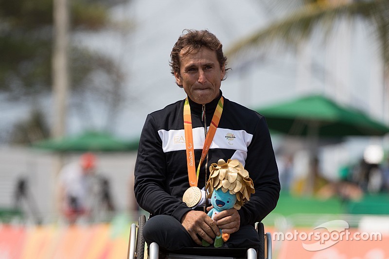 Zanardi verovert goud op Paralympische Spelen in Rio