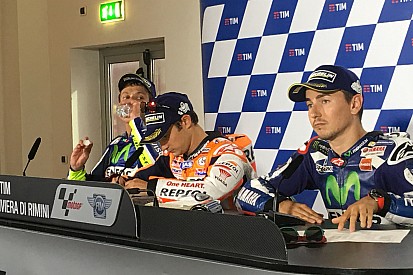 Rossi y Lorenzo, juntos en un evento diez días después de su ‘bronca’